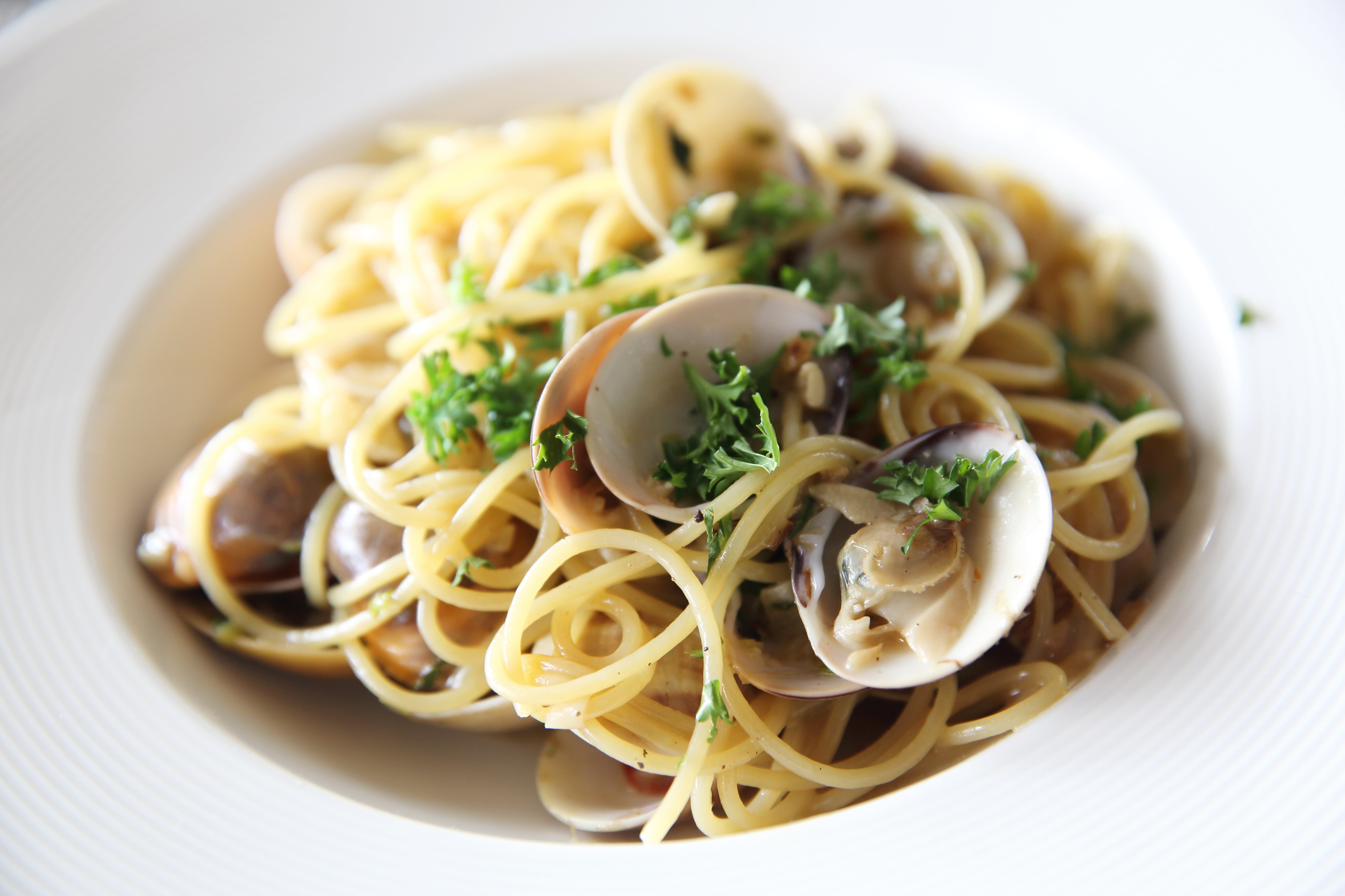 Spaghetti alle vongole e prosecco colderove